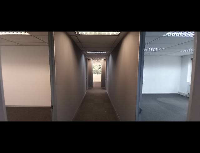 404M² OFFICE TO LET IN WOODMEAD